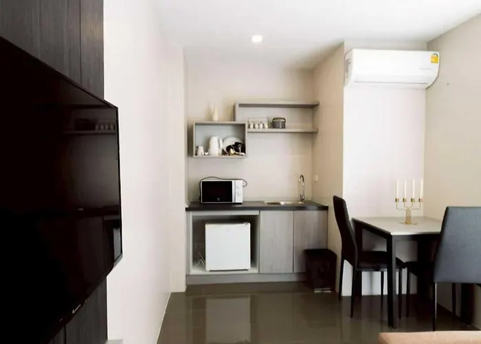 Dancenter Sukhumvit 107 Hotel Bangkok
